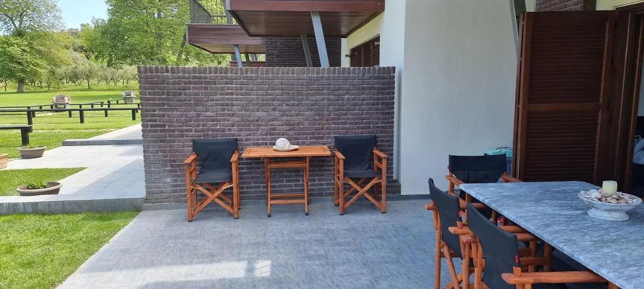 Heaven Luxury Villa Nea Roda Griechenland